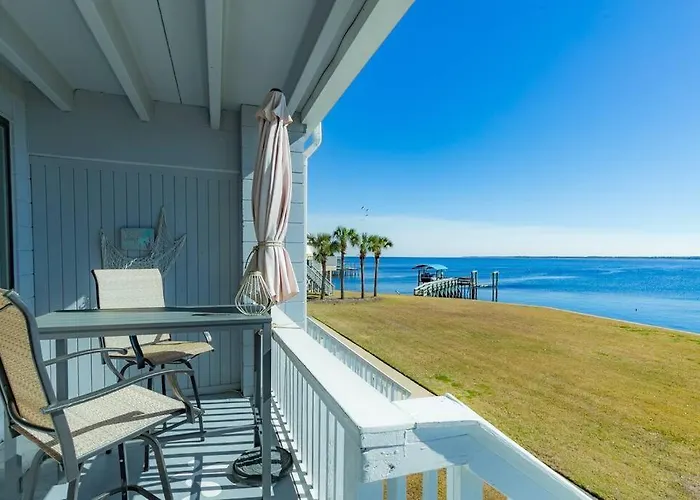 Romantic Boho Style Bayside Condo