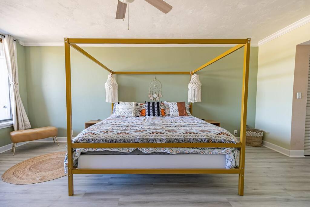 Romantic Boho Style Bayside *