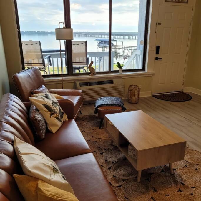 Romantic Boho Style Bayside Apartment