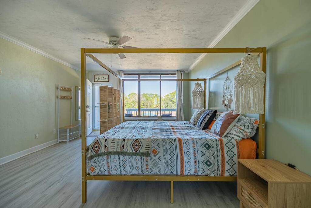 Apartment Romantic Boho Style Bayside Panacea